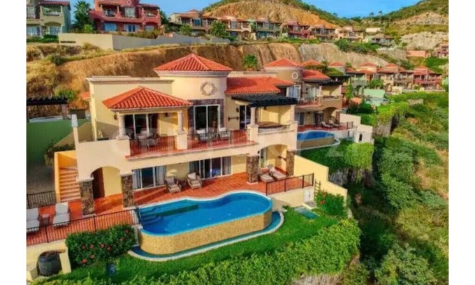 Paraiso Escondido Villa | Amazing Montecristo Villa in Quivira
