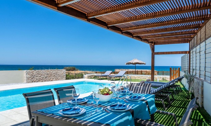 Rethymno Villa | Amazing Ocean Views, 30m to the Beach with private pool, BBQ, Childrens Games