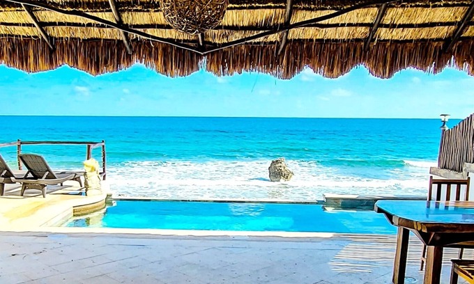 Isla Mujeres House | Amazing Oceanfront/Beachfront home on the Caribbean!