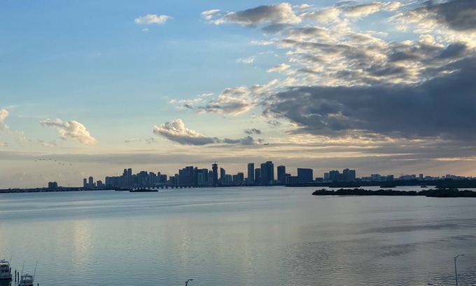 North Bay Village Apartment | Amazing smart apartment in Miami with free Parking