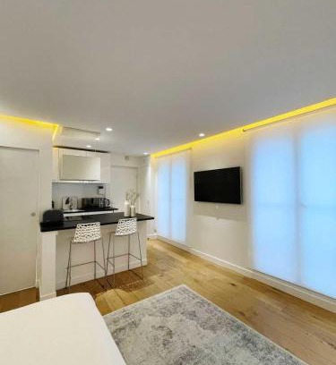 Chaussee-d'Antin Apartment | Amazing Studio - Palais Garnier