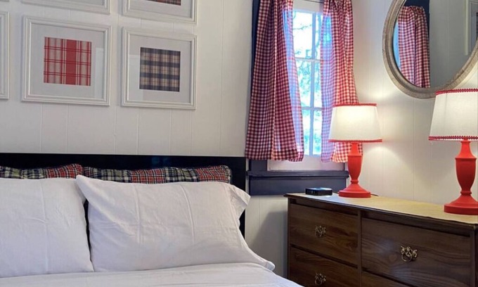 St Germain Cabin | Amazing Sunset Views on Romantic Lakefront Cabin