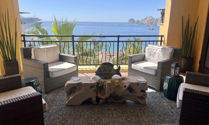 El Medano Ejidal Condo | AMAZING views! Newly renovated luxury beachfront condo at Hacienda Beach Club!