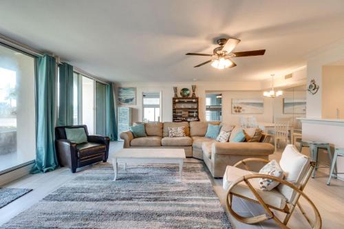 Holiday Isle Apartment | Amazing Waterview Towers 104 Condo With Boat Slip