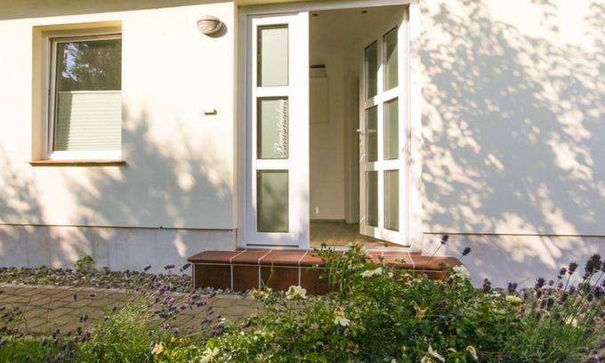 Barth House | Amber house