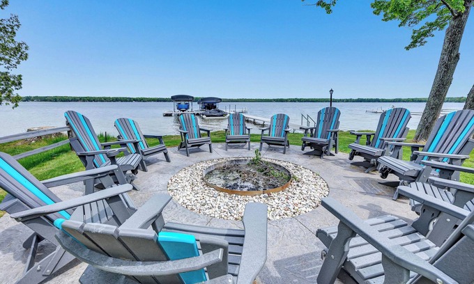 Brazeau Cottage | Amber's White Potato Lake House w/Sandy Shore