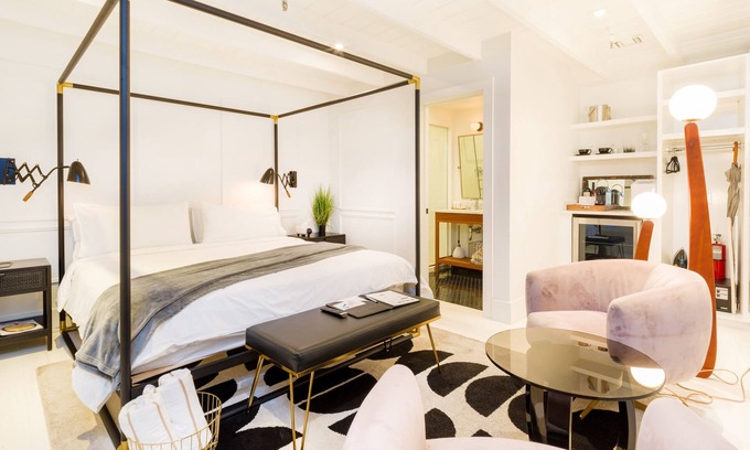 Greenport Hotel | American Beech in Greenport NY - King Suite 1
