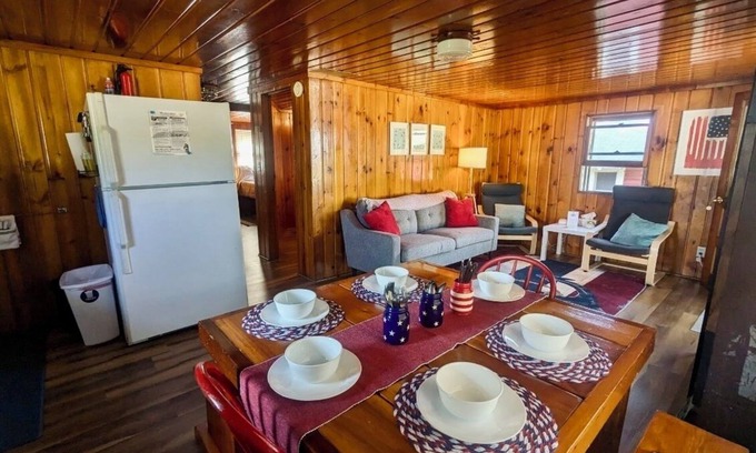 Prudenville Cabin | Americana - Cabin #6