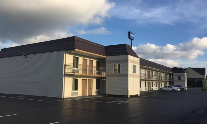 Manchester Hotel | Americas Best Value Inn Manchester, TN