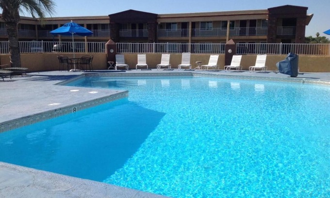 Hanford Hotel | Americas Best Value Inn Hanford