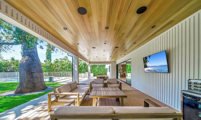 Encino House | Amestoy Estate Villa W/Pool, Spa & Basketball Ct.