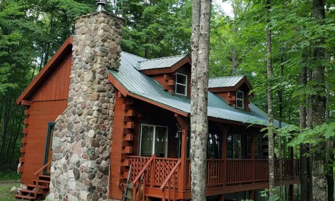 Goodman Cabin | Amish Built Off-grid Cabin
