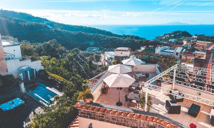 Schiazzano Villa | AMORE RENTALS - Villa Relax with External Hydro-Massage Tub, and Sea View