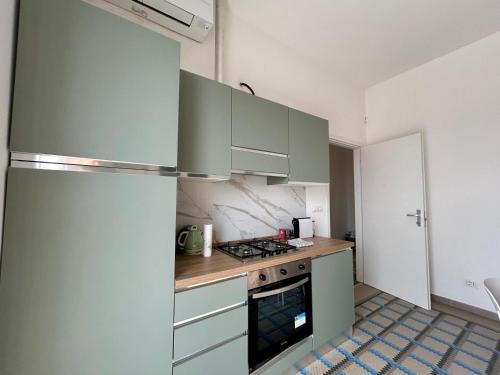 Carozzo Apartment | Ampio appartamento fino a 4 persone sulle colline della Spezia, vista panoramica sul Golfo - 10 minuti dal centro città 16 da Sarzana e Lerici