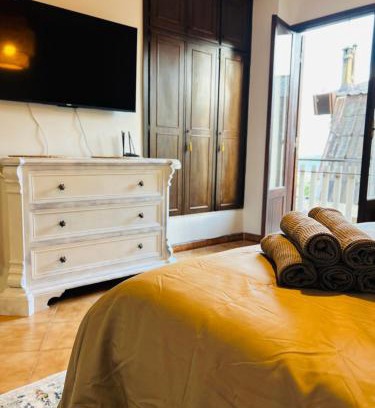 Fiuggi Apartment | Ampio Appartamento su 2 Livelli nel Centro Storico, Ideale per Coppie o Gruppi da 2 a 5 Persone