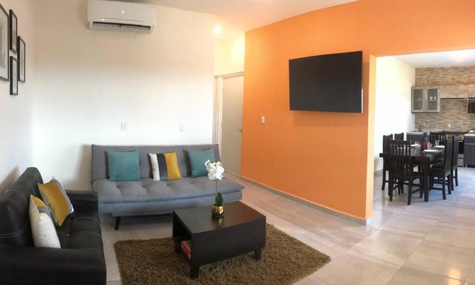 Campeche Apartment | Amplio y moderno departamento, con estacionamiento