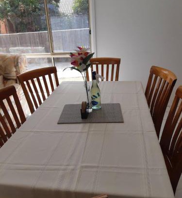 Scullin House | An Executive 3 Bedroom New House, all to yourself
