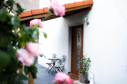 Schwanstetten Apartment | Anca's Haus
