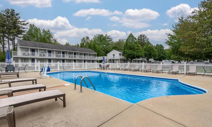 Ogunquit - Wells Hotel | Anchor Inn and Cottages Wells-Ogunquit