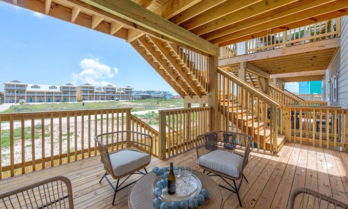 Sand Point House | Anchors Away