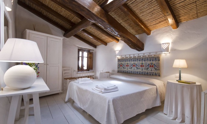 Baunei House | Ancient Stone Houses - "Domu Luscenti"