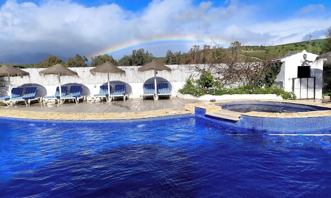 Coin Villa | Andalusian Pool Parties, Music & Magic
