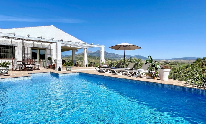 Guaro Villa | Andalusian private villa with pool and Views, A/C & Wifi