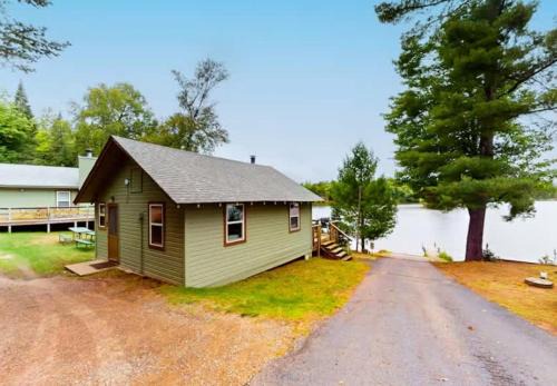 St Germain House | Anderson Lakeside Cabin