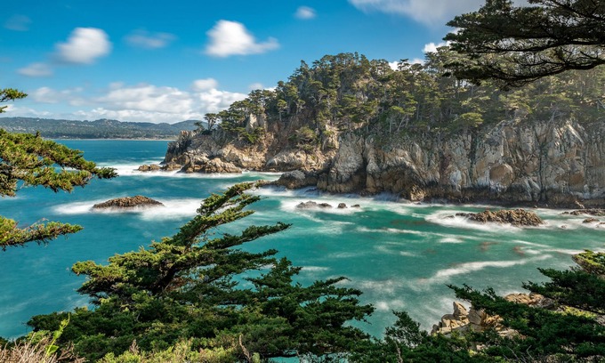 Pacific Grove Hotel | Andril Fireplace Cottages