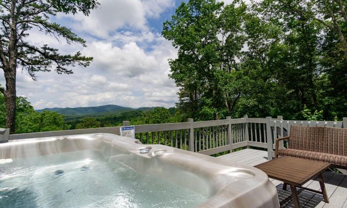 Fairview House | Angie's Mountain Overlook Hot Tub and Views!