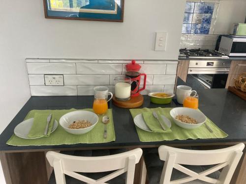 Turangi Bed & Breakfast | Anglers Adventure Paradise Studio BNB Wifi Parking