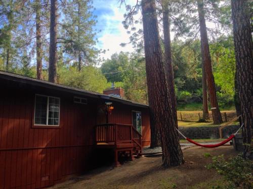 Oakhurst House | Anglers Rest