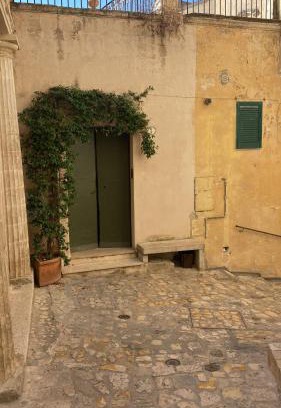 Sasso Caveoso House | Angolo del poeta suite