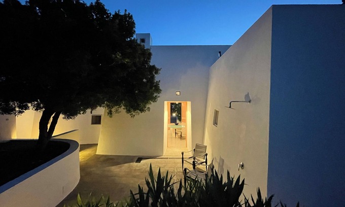 Torre Pali House | Anna's Liame nature architecture energy the secret retreat by the sea