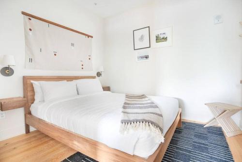 Yamacraw Village House | Annabelle 2B - City Views near City Market and River