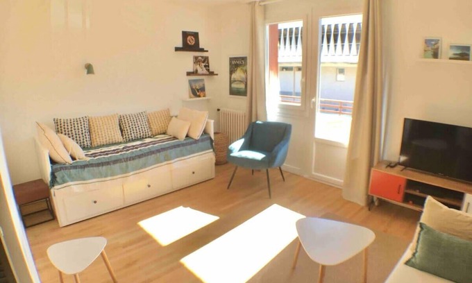 Annecy Apartment | Annecy center, 2 steps from the lake, Cozy and renovated!