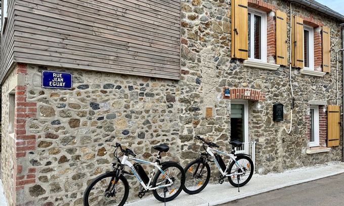 Agon-Coutainville Apartment | ANNEX FOR 4 PEOPLECLOSE TO BEACH AND SHOPS