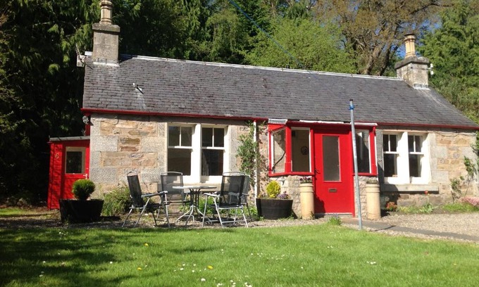Pitlochry House | Annslea Garden Cottage