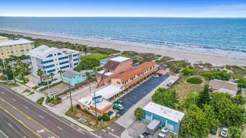 Orlando Beach Hotel | Anthony's on the Beach