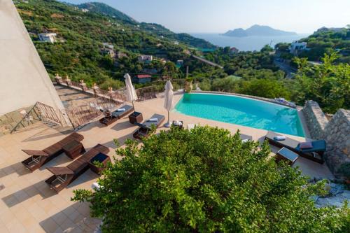Schiazzano Villa | Antico Casale Santa Lucia