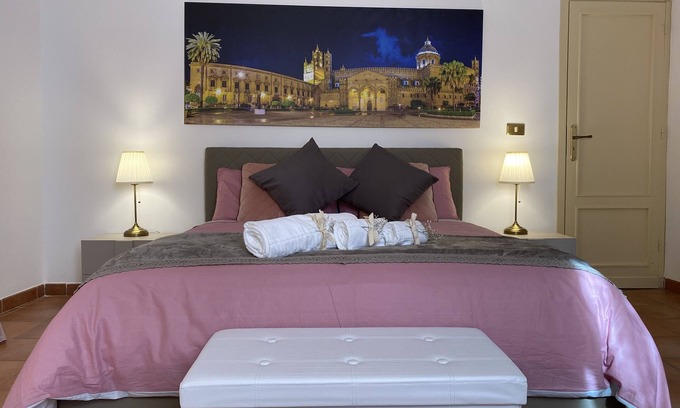 Centro Storico Apartment | Antico Cassaro holiday home in the heart of Palermo