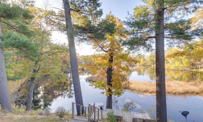 Waupaca House | Antiquing & Fishing: Riverfront Waupaca Home!