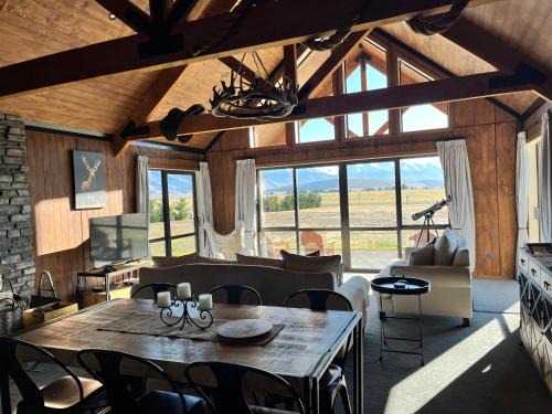 Twizel House | Antlers Rest - Twizel