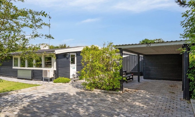 Grena Strand House | "Antonie" - 700m from the sea by Interhome