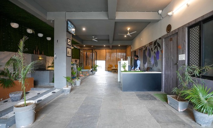 Gayariawas Hotel | Antra Stay By Ashoka Group