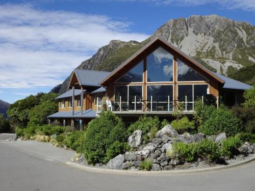 Mount Cook Village Cabin | Aoraki Mount Cook Alpine Lodge
