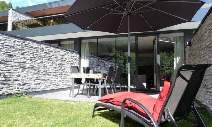 Schonbach Apartment | Apartment in Neukirchen by Ski Lift & Sauna