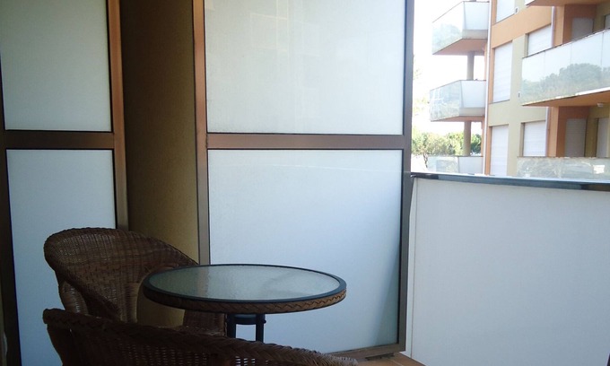 San Vicente de la Barquera Apartment | Apartment 32-1ºH, on the beach with terrace and wifi