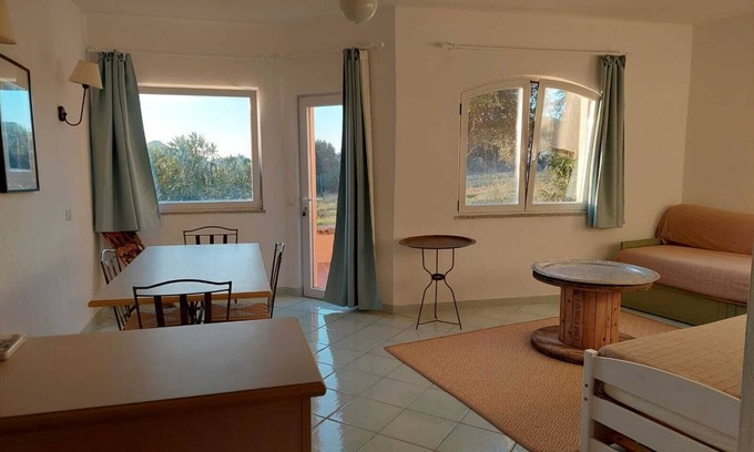 Trinita d'Agultu e Vignola Apartment | apartment with little garden five minutes walk from the beach