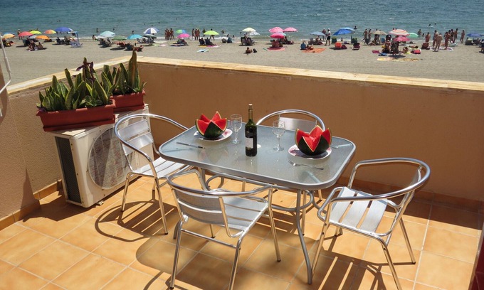 Vera Beach Apartment | Apart 68 - Naturist apartment in Vera, front beach view, sun and golf all year